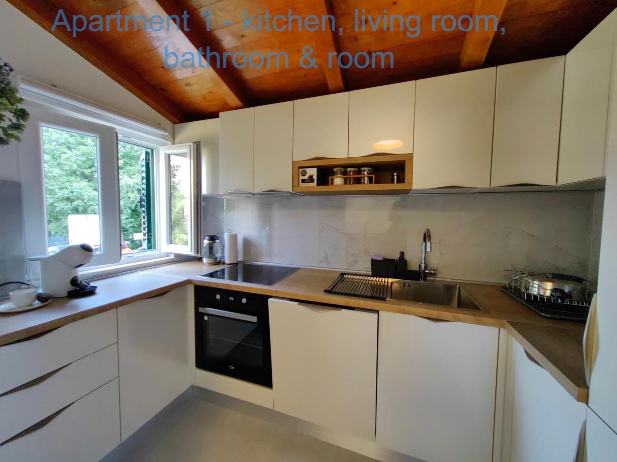 Relax And Enjoy Apartments Split Exterior foto